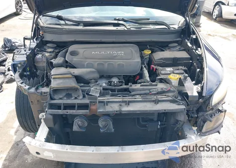 2016 Jeep Cherokee Sport из США, поврежденный, VIN 1C4PJLAB9GW116365